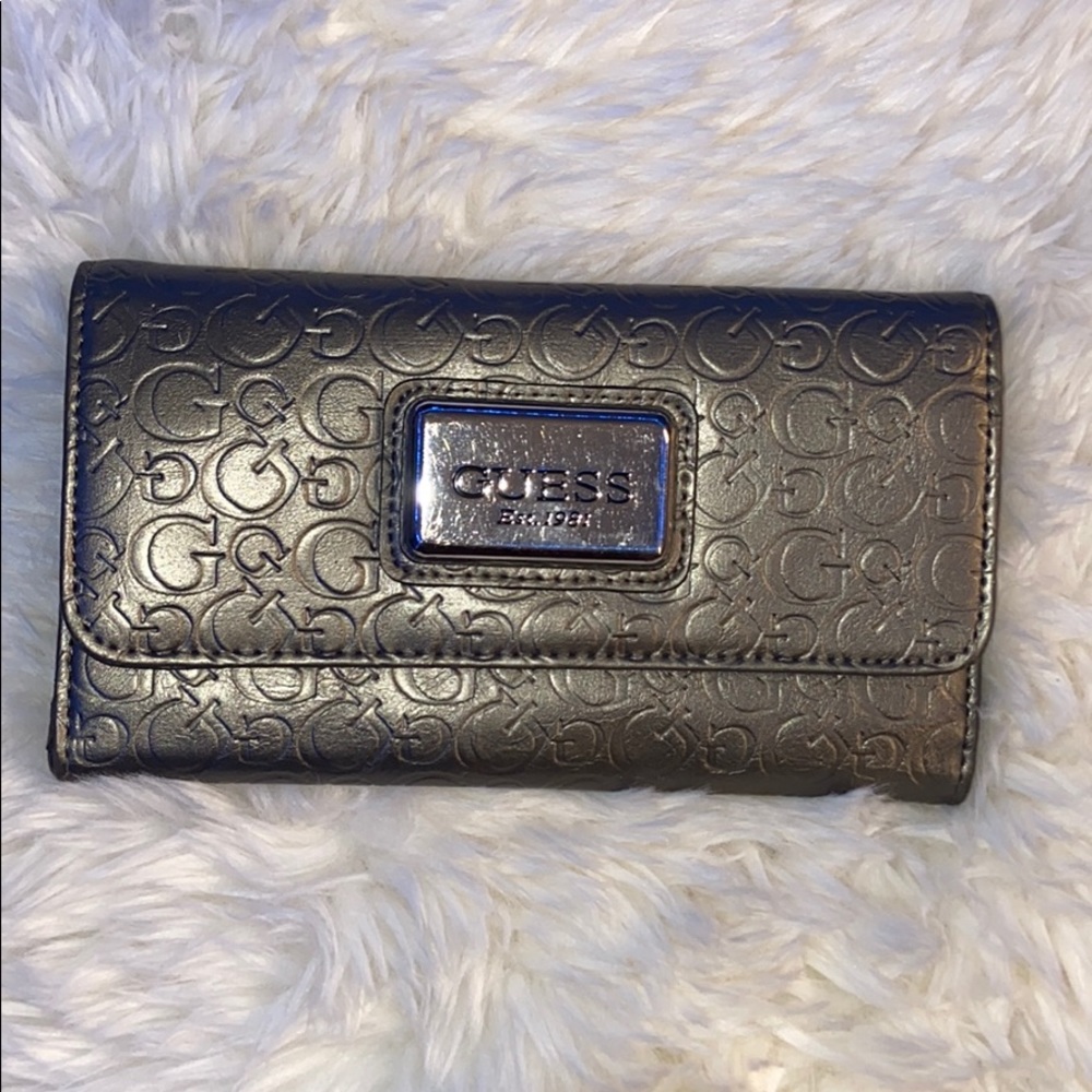 Guess Wallet